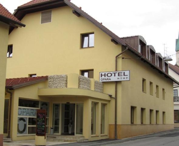 Hotel Opara Trebnje Exteriér fotografie